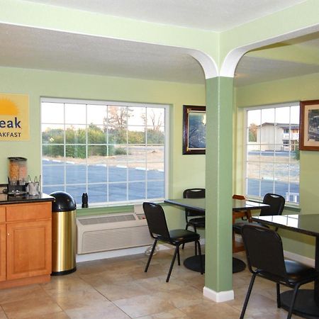 Days Inn By Wyndham Oroville Exterior photo