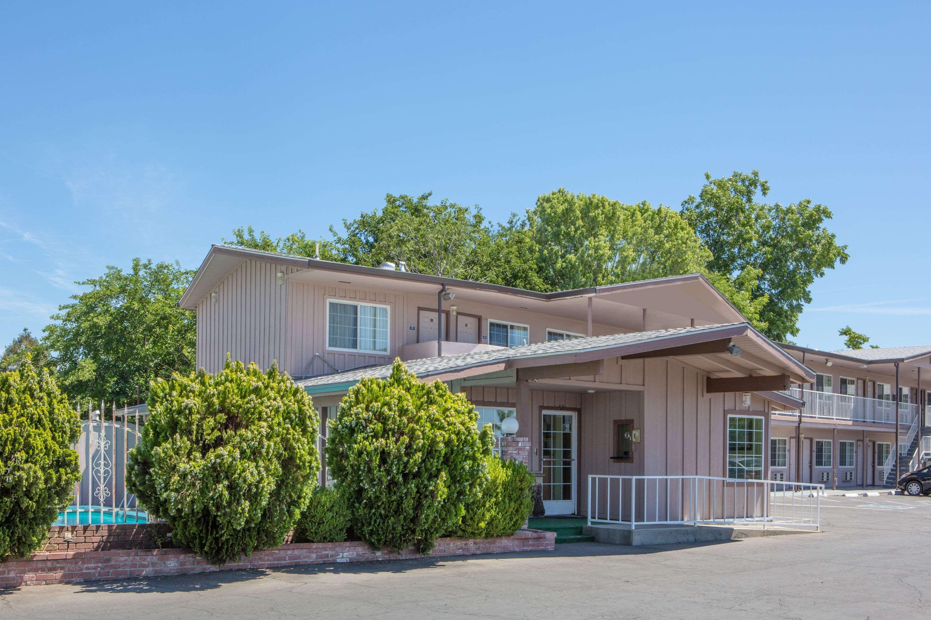 Days Inn By Wyndham Oroville Exterior photo
